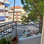 Cala Mare אלבניה