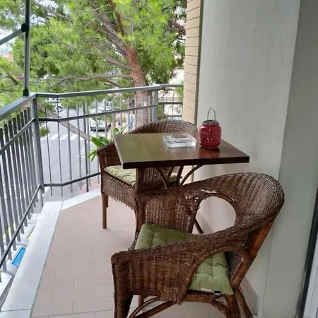 Daire Cala Mare Albenga